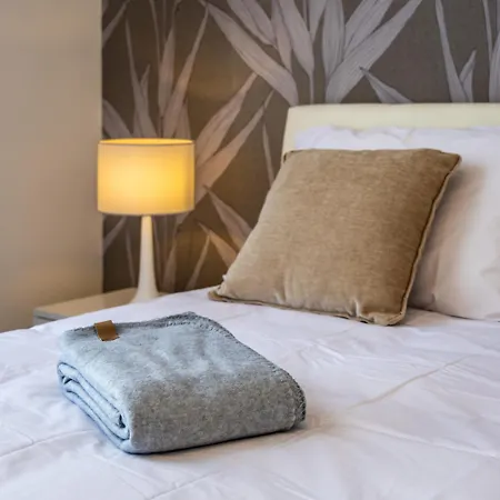 Modern Marvel With Views *