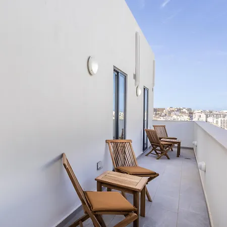 Modern Marvel With Views *