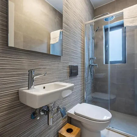 Modern Marvel With Views Apartment Msida