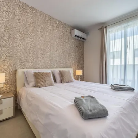 Apartment Modern Marvel With Views Msida