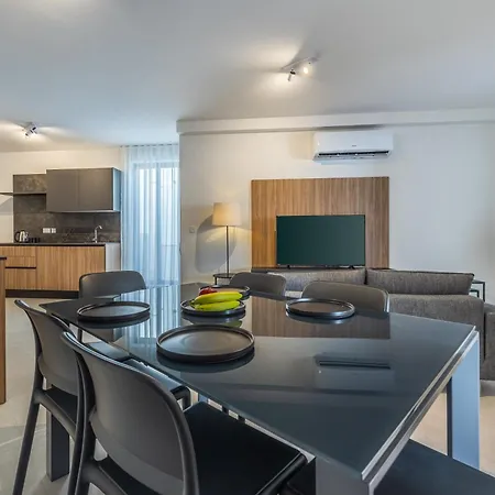 Modern Marvel With Views Apartment *